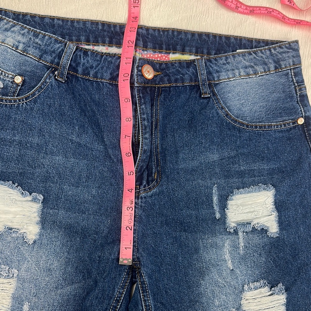 Denim Distressed Jean Shorts Boyfriend style - Picture 7 of 7